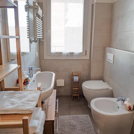 Wiligelmo Intero Con Colazione Inclusa Apartamento