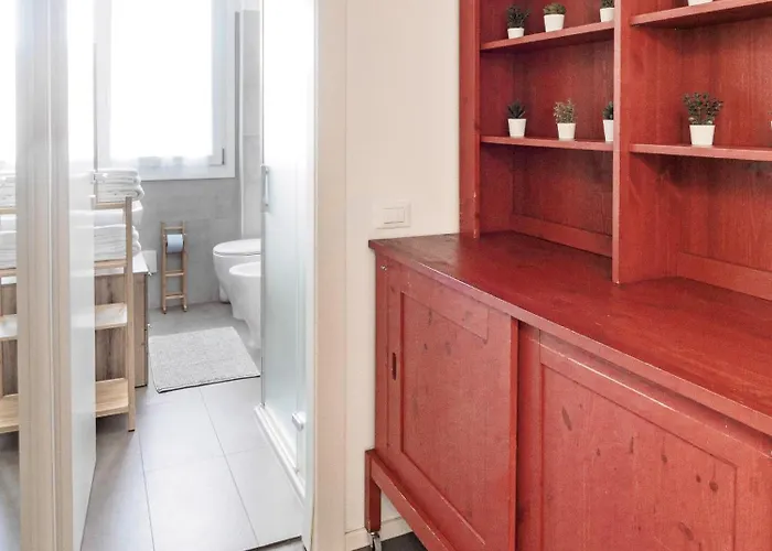 Wiligelmo Intero Con Colazione Inclusa Μόντενα